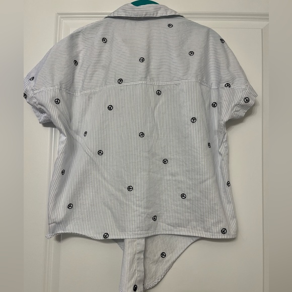Madewell Embroidered Oversized Peace Sign Short Sleeve Tie Front Striped Shirt - Picture 8 of 13